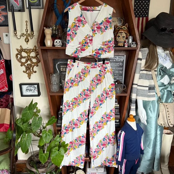 Bailey Rose - Summer Fruit Watermelon Banana Flower Vest - size medium - Picture 7 of 7